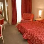 Le Rocher Hotel 3*