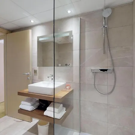 Le Rocher 3* Calvi (Corsica)