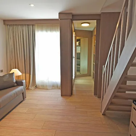 Le Rocher Hotell Calvi (Corsica)