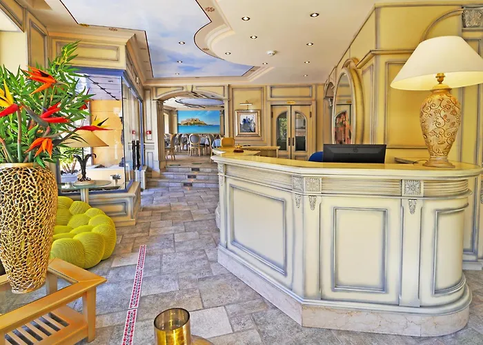 Le Rocher Hotell
