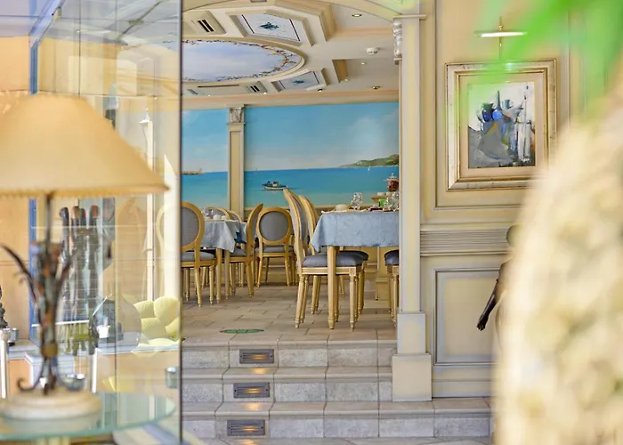 Le Rocher Hotell