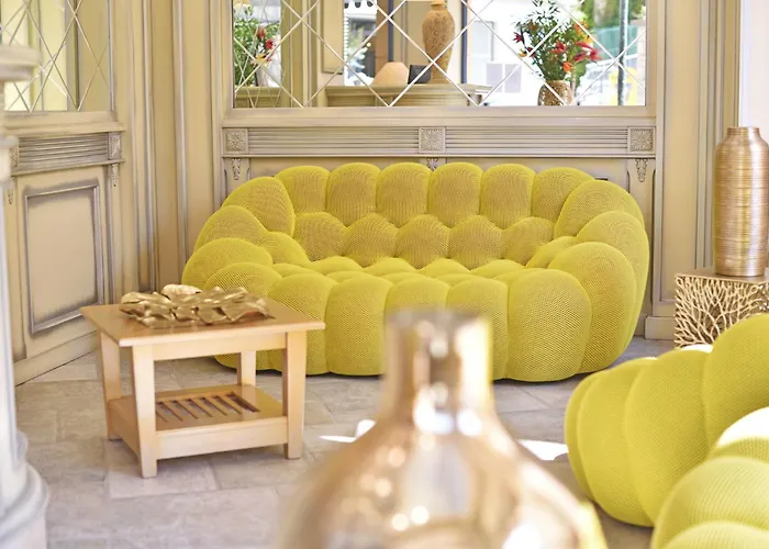 Hotell Le Rocher Calvi (Corsica)