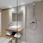Le Rocher 3* كالفي