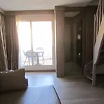 Le Rocher كالفي