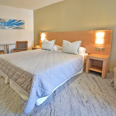 Hotel Le Rocher 3*