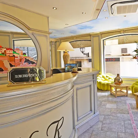 Le Rocher 3* Calvi (Corsica)