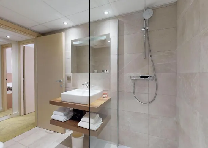 Le Rocher 3* Calvi (Corsica)