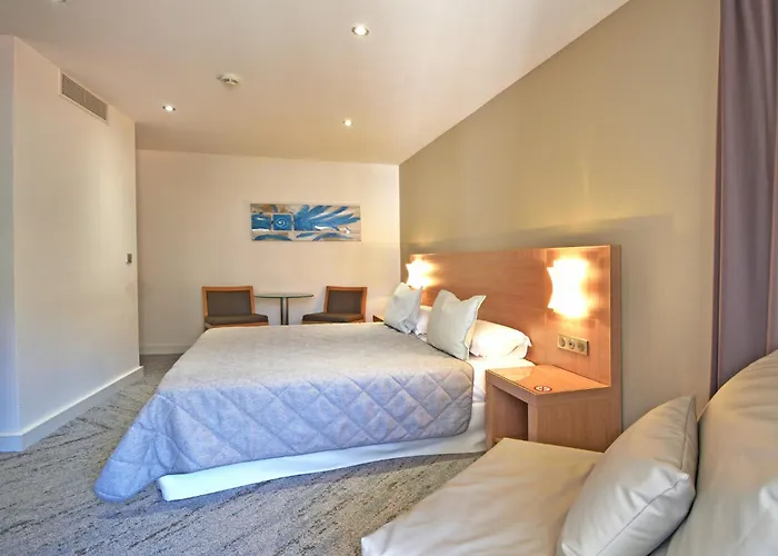 オテル ル ロシェ 3*