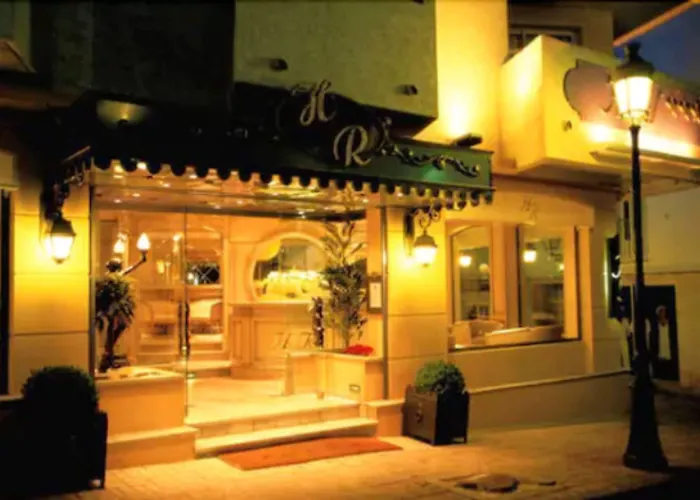 Le Rocher Отель 3*