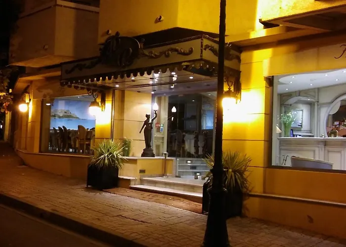 Отель Le Rocher